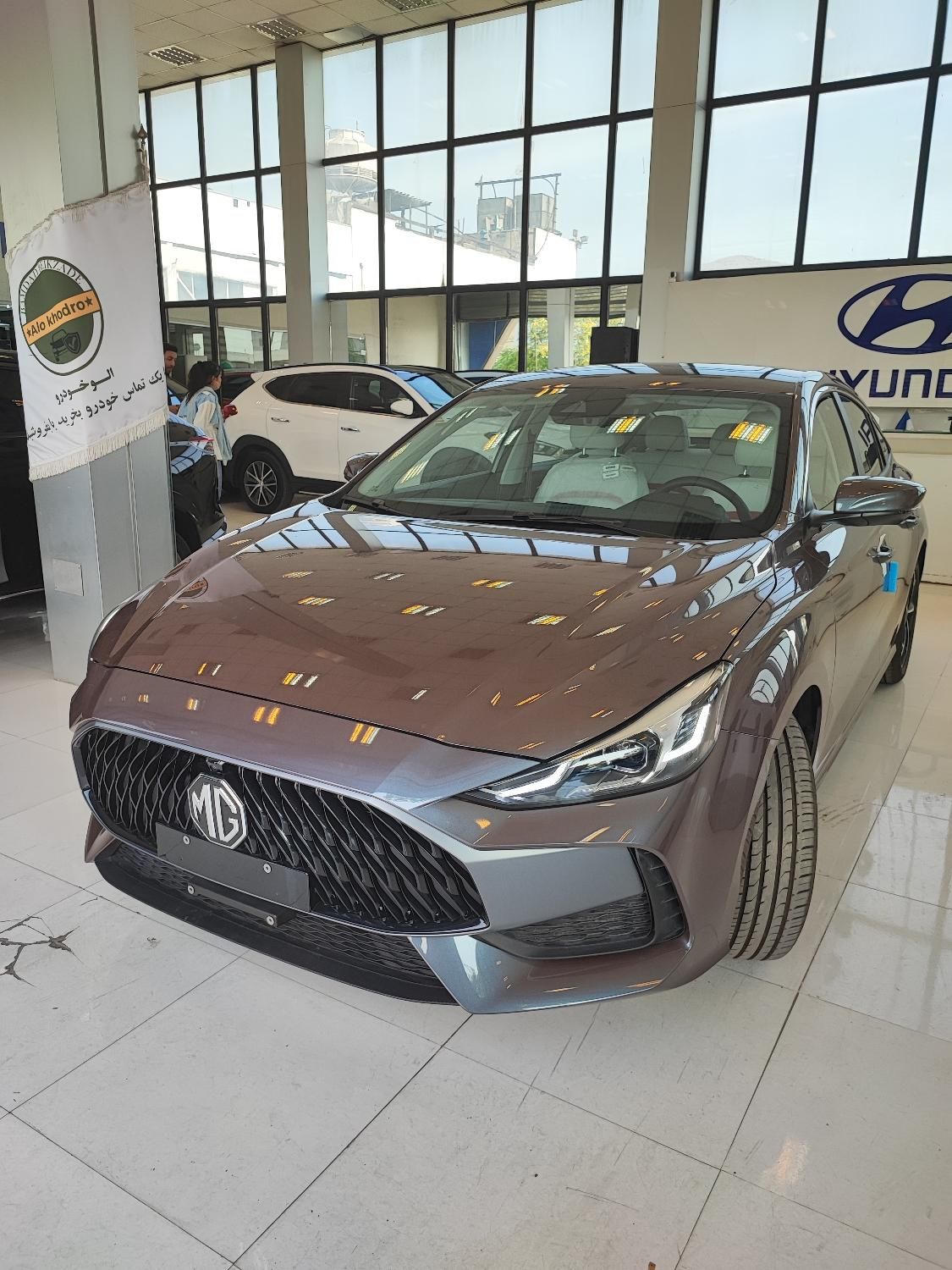 ام جی GT اتوماتیک - 2025