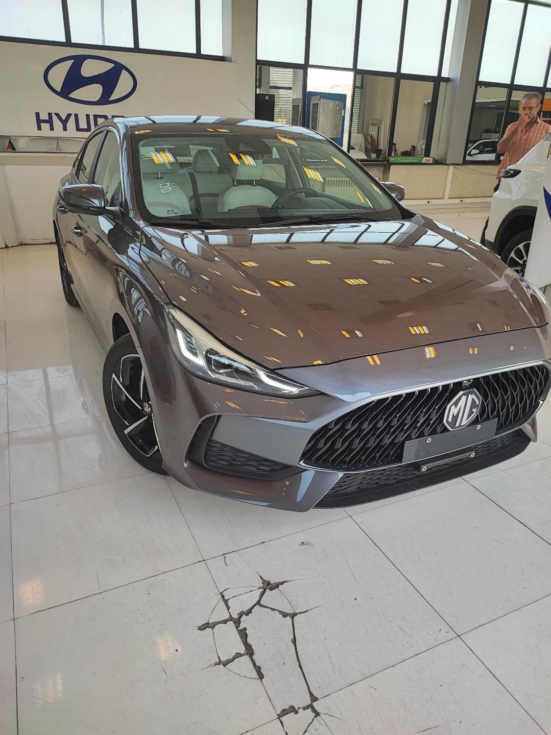 ام جی GT اتوماتیک - 2025