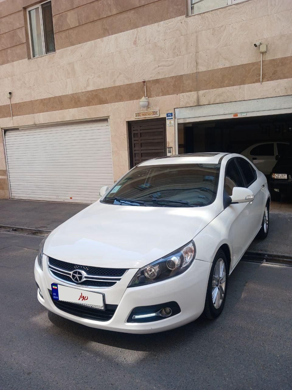 جک J5 اتوماتیک - 1394