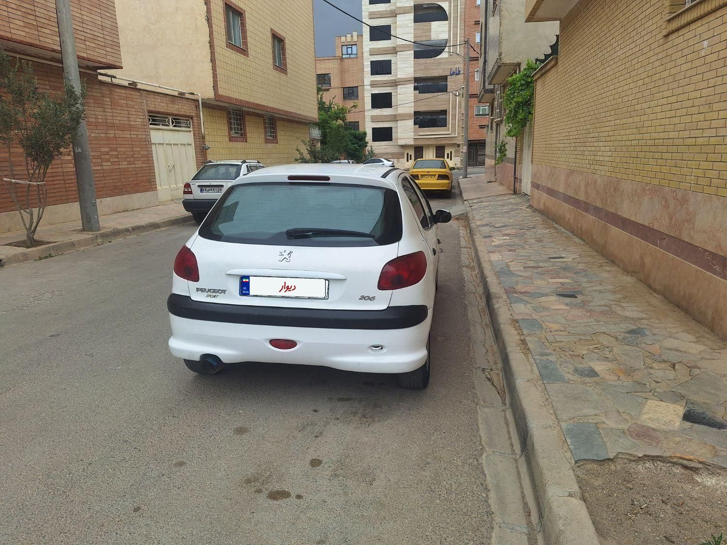 پژو 206 تیپ 2 - 1388