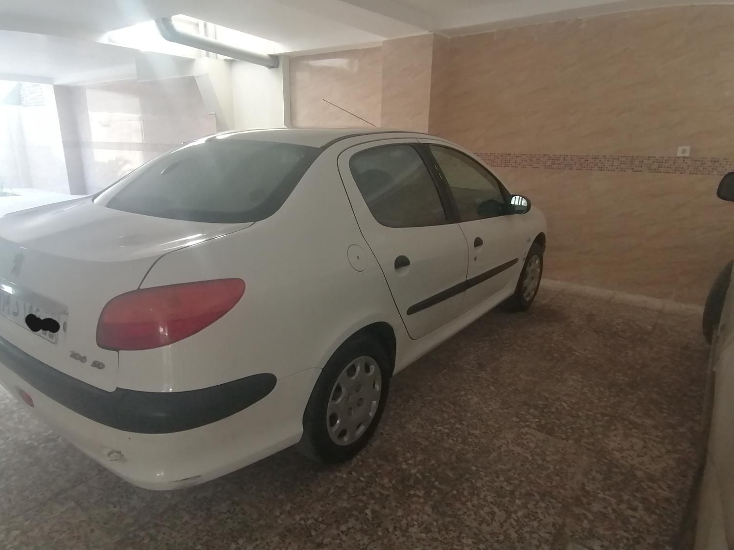 پژو ۲۰۶ صندوق دار v20 - 1389