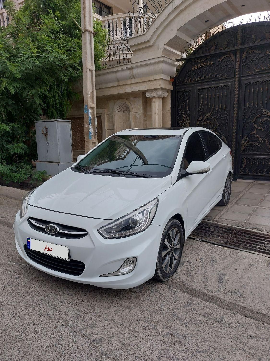 هیوندای اکسنت 1.6 لیتر بلو - 2015