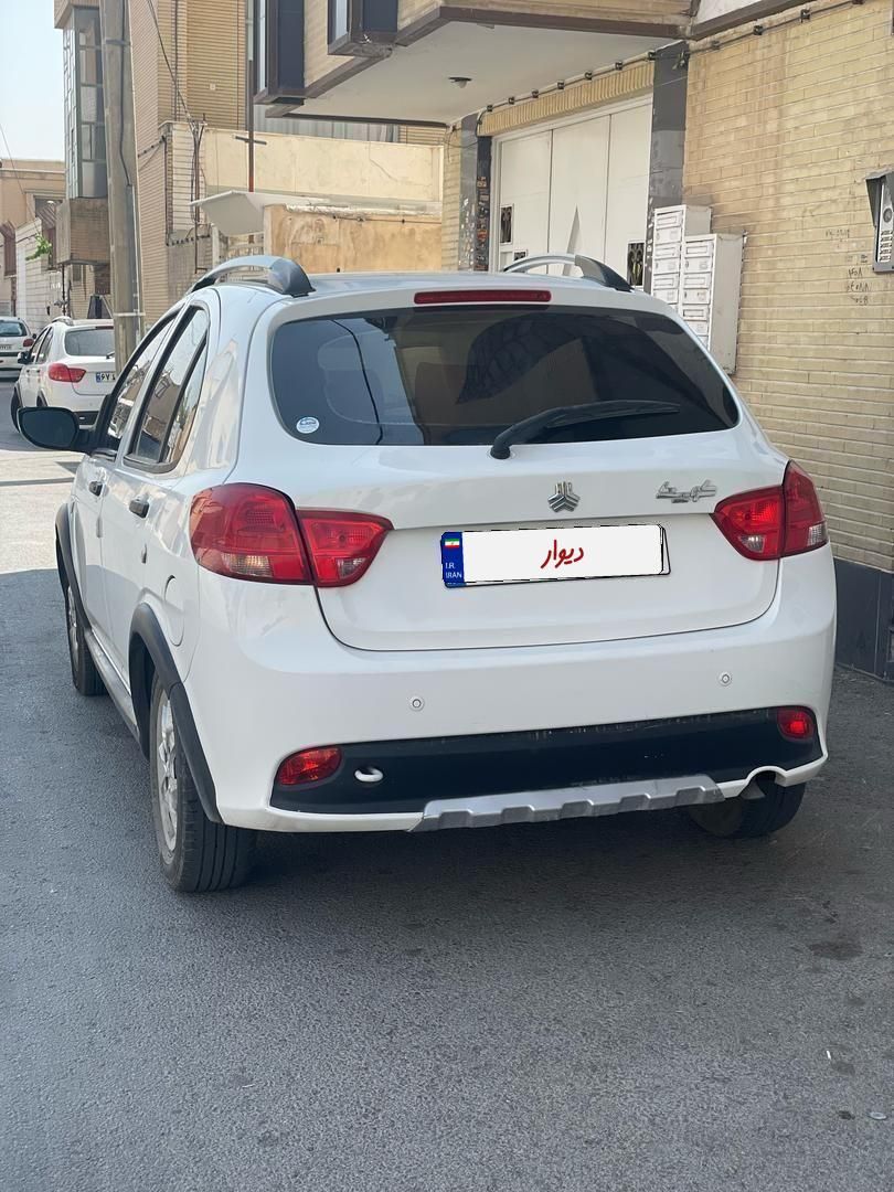 خودرو کوییک، R آگهی ann_18653225