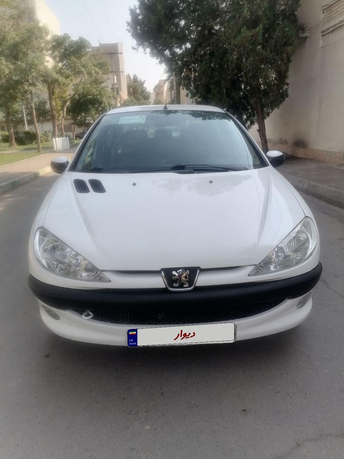 پژو ۲۰۶ صندوق دار v8 - 1395