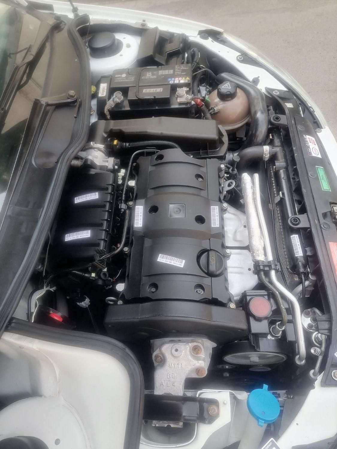 پژو ۲۰۶ صندوق دار v8 - 1395