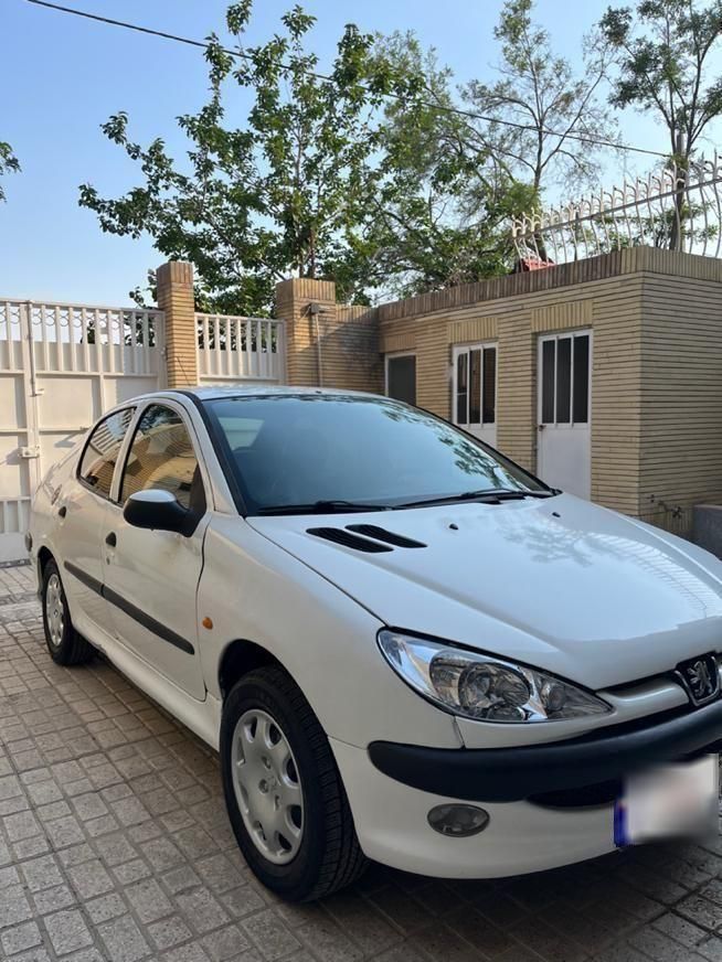 پژو ۲۰۶ صندوق دار v8 - 1395