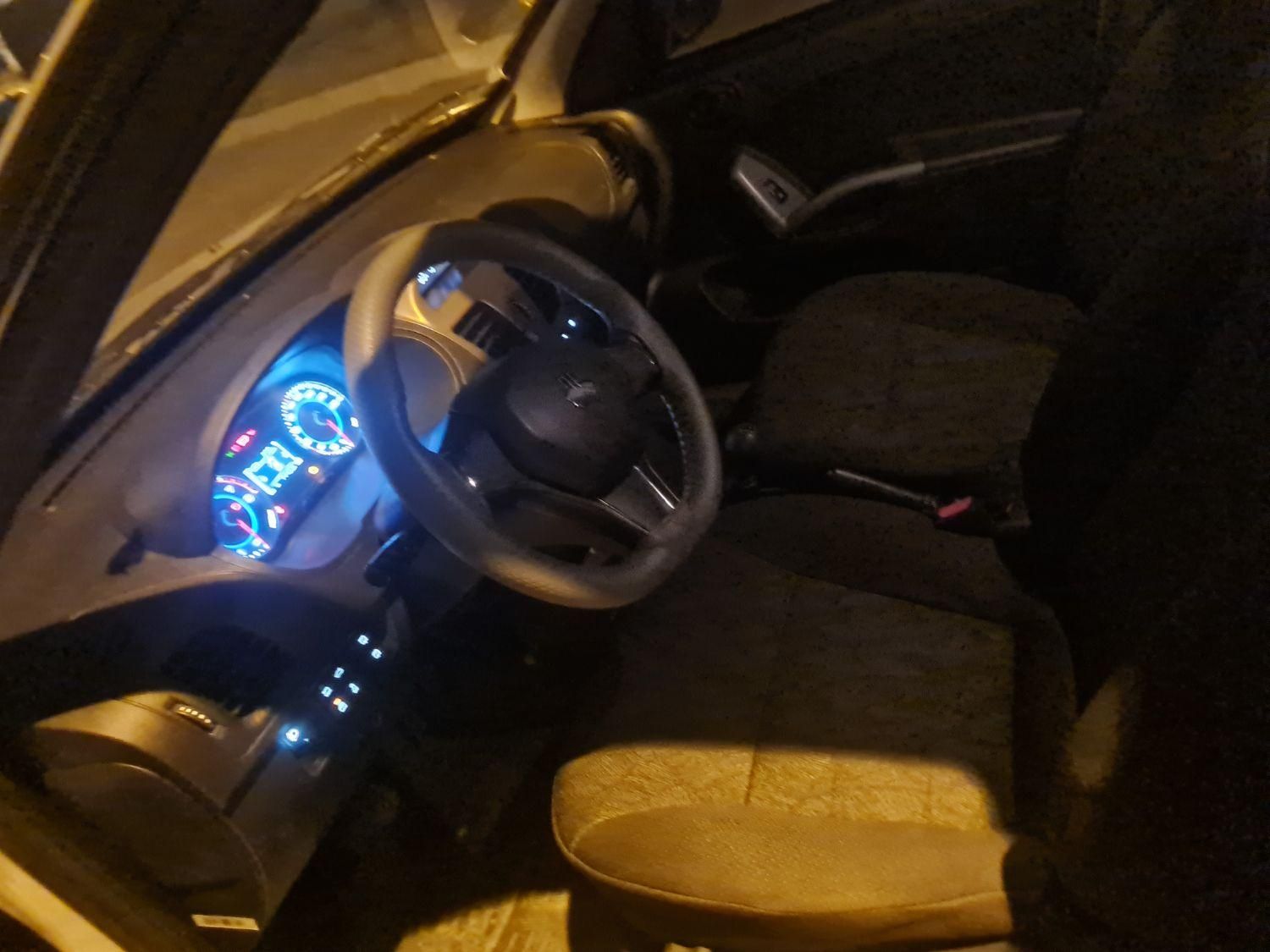 کوییک R دنده‌ای - 1403