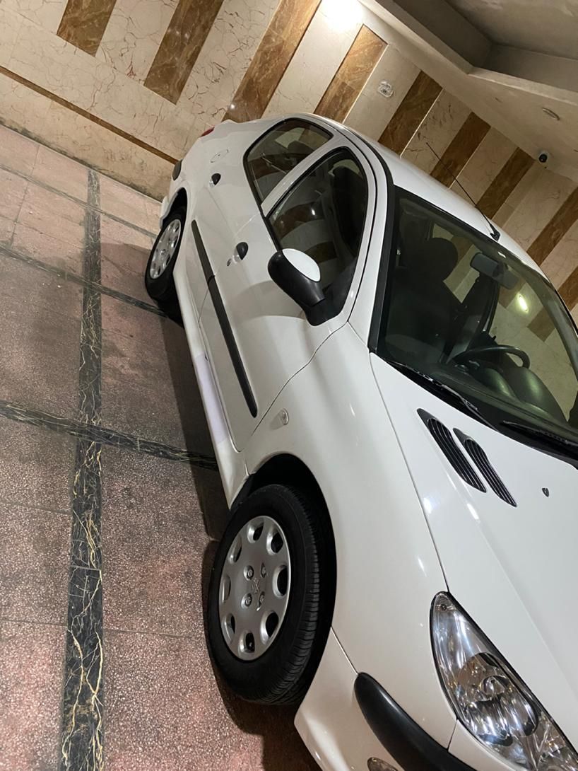 پژو ۲۰۶ صندوق دار v8 - 1400