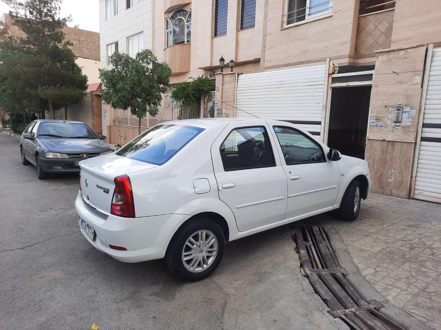 خودرو رنو، تندر 90 پلاس آگهی ann_18655227