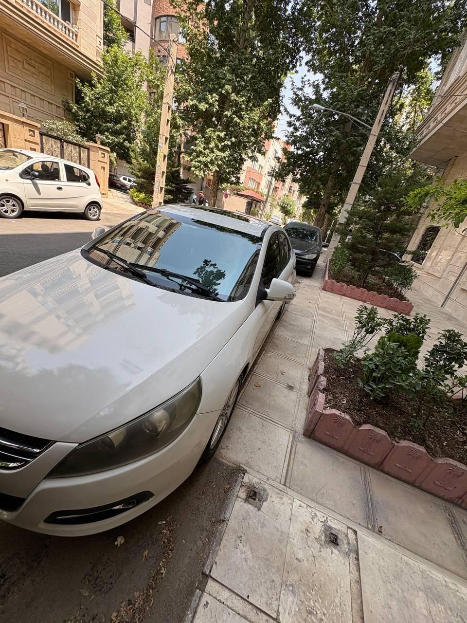 جک J5 اتوماتیک - 1393