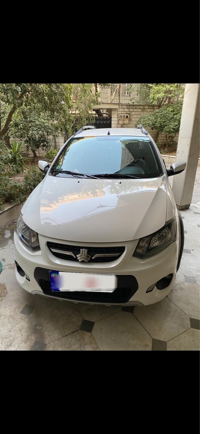 خودرو کوییک، معمولی آگهی ann_18656751