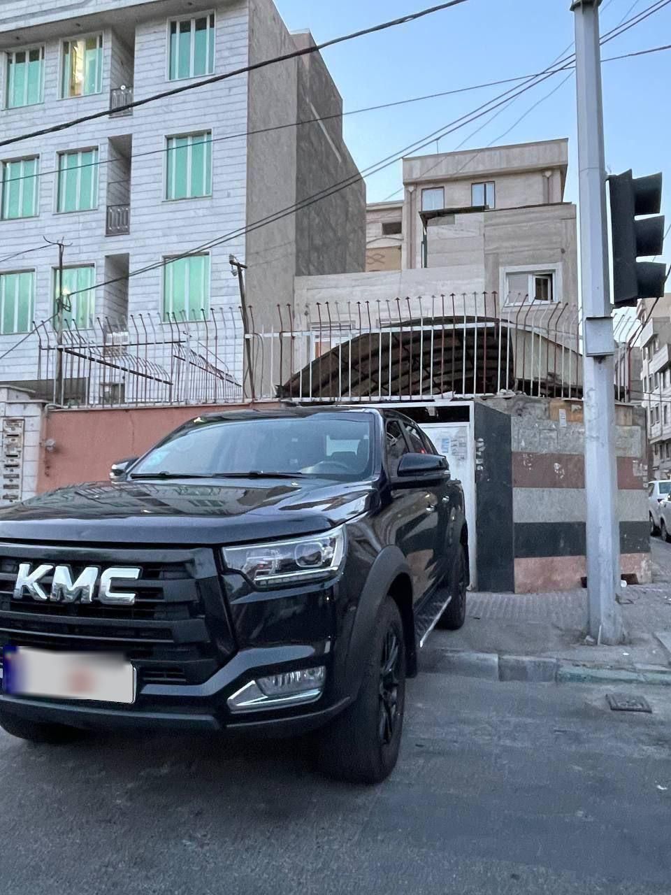 خودرو کی ام سی، T8 آگهی ann_18656900