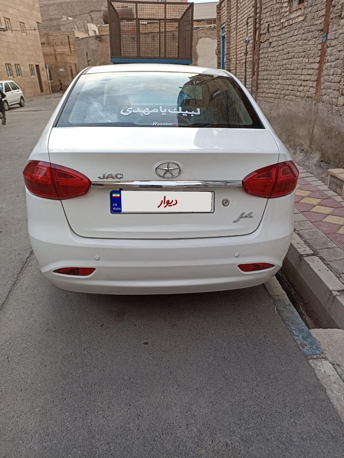 جک J4 اتوماتیک ساده - 1402