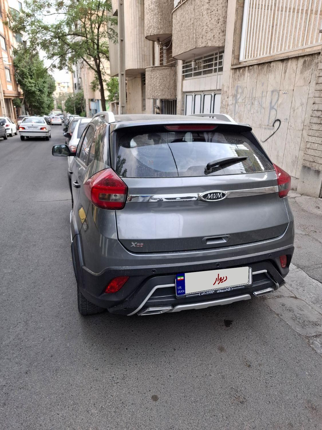 خودرو ام وی ام، X22 آگهی ann_18658256