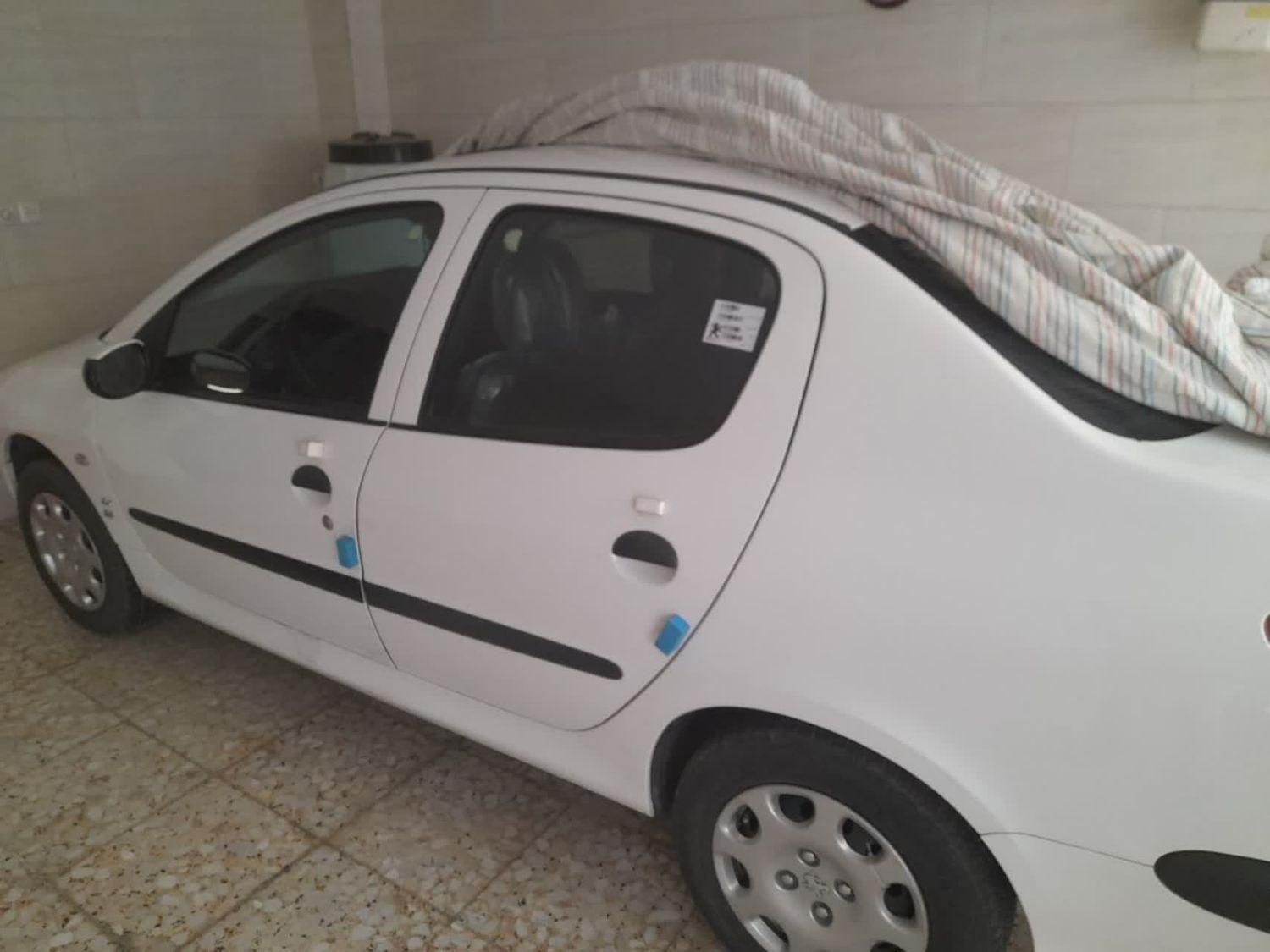 خودرو پژو، ۲۰۶ صندوق دار آگهی ann_18659198