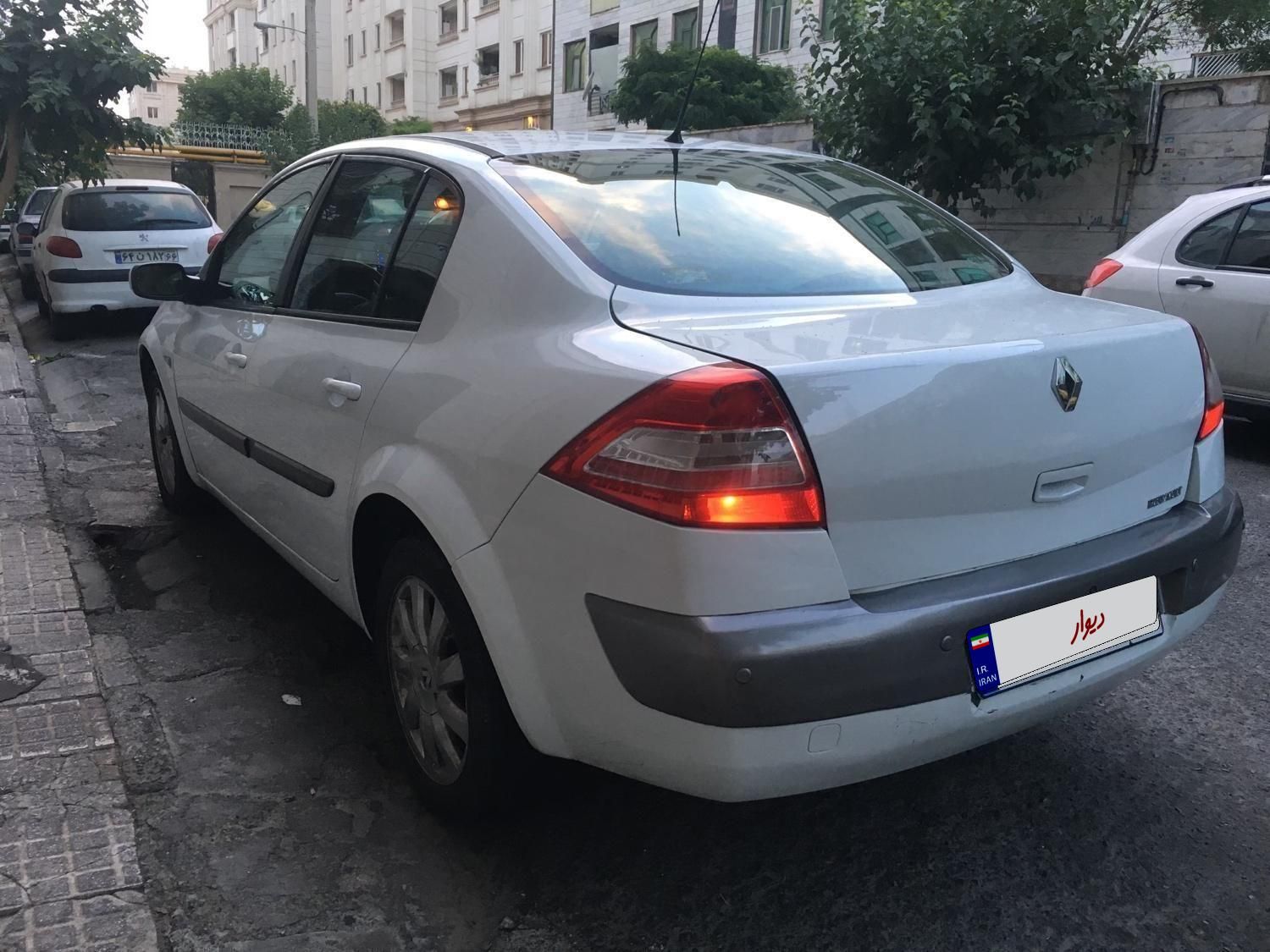 رنو مگان پارس خودرو 2000 - 1391