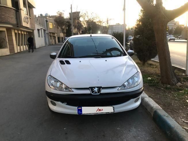 خودرو پژو، ۲۰۶ صندوق دار آگهی ann_18659487