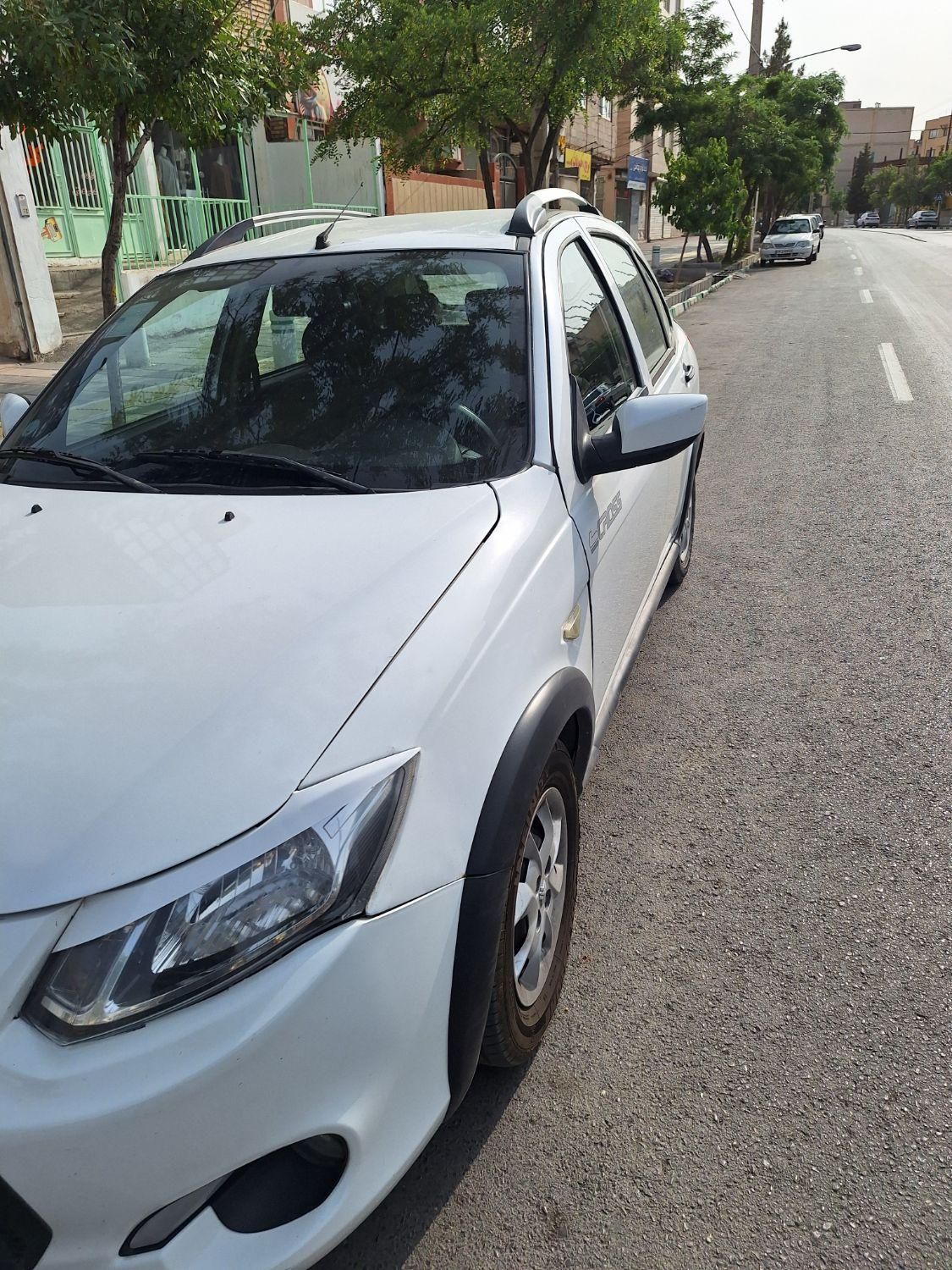 خودرو کوییک، معمولی آگهی ann_18659527