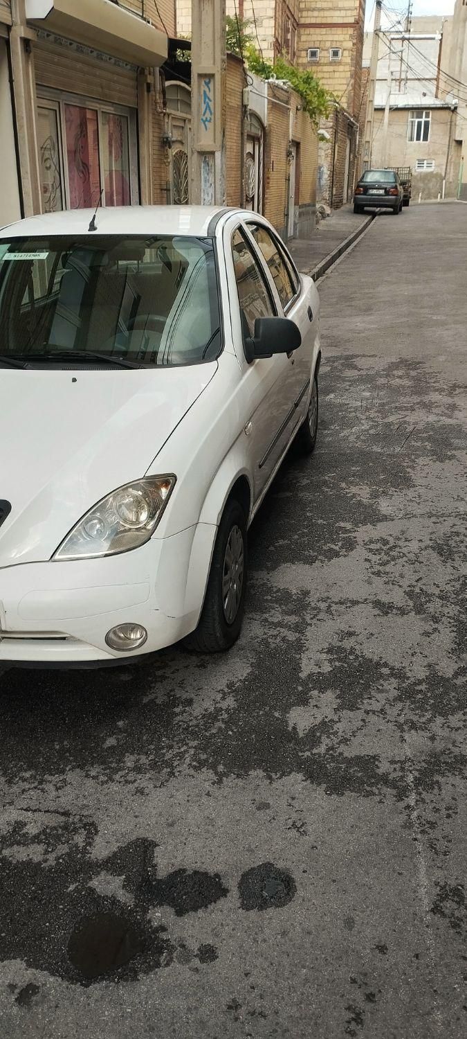 تیبا صندوق دار SX - 1399