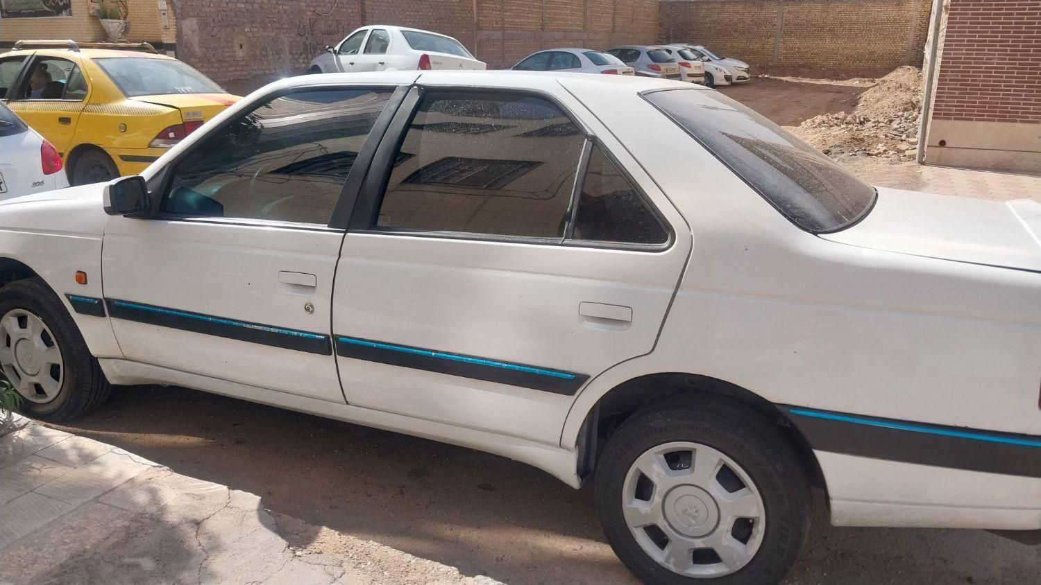 پژو 405 SLX بنزینی TU5 - 1390