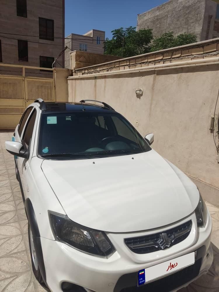 خودرو کوییک، R آگهی ann_18660901