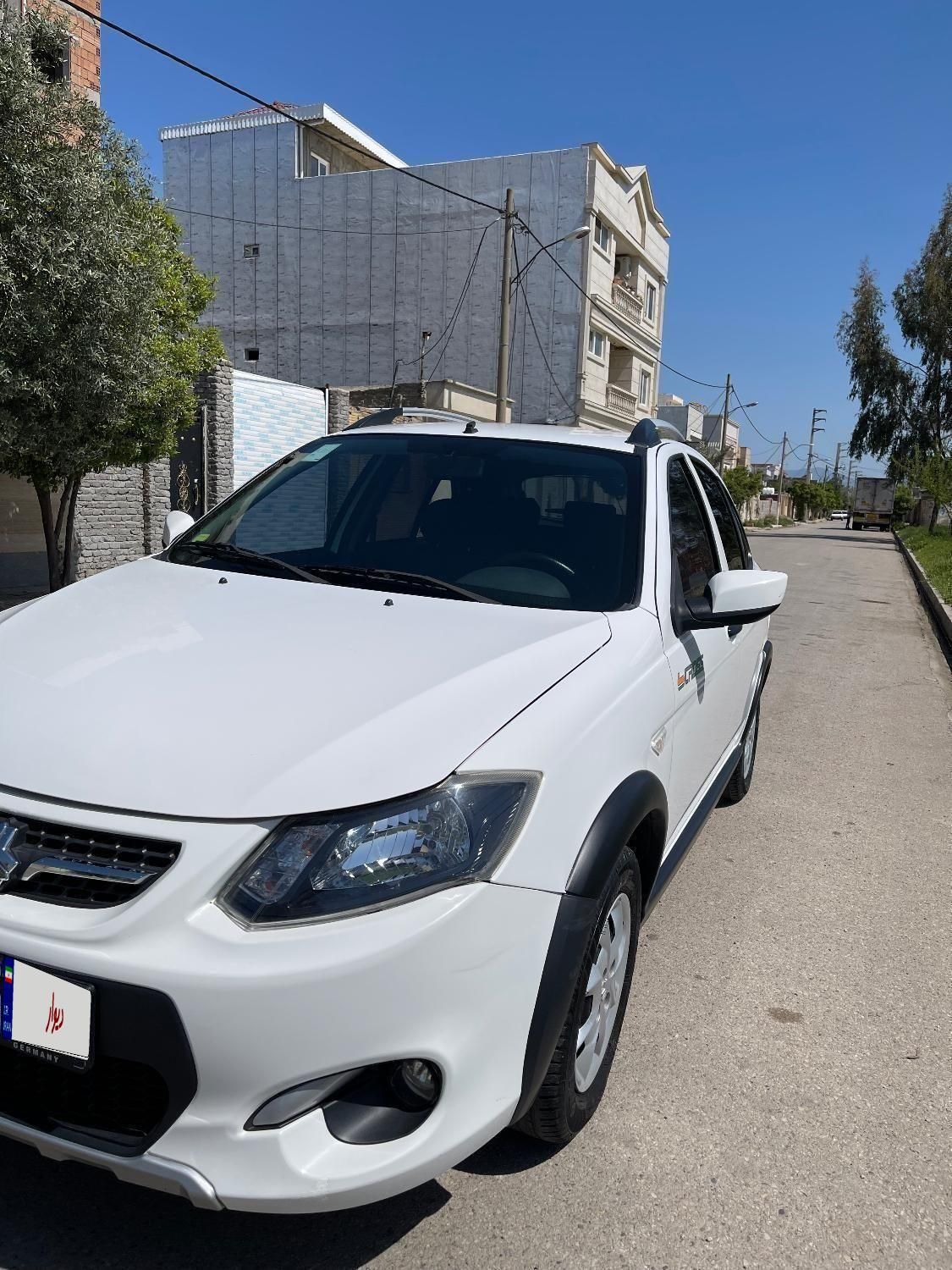خودرو کوییک، معمولی آگهی ann_18661594