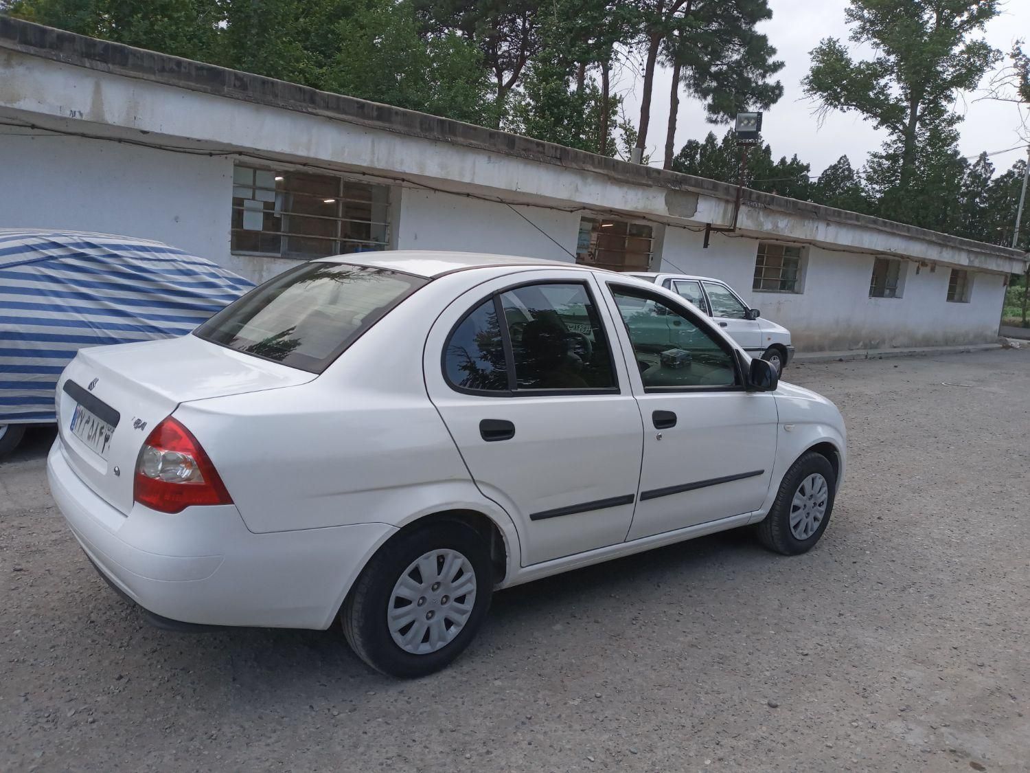 تیبا صندوق دار SX - 1400