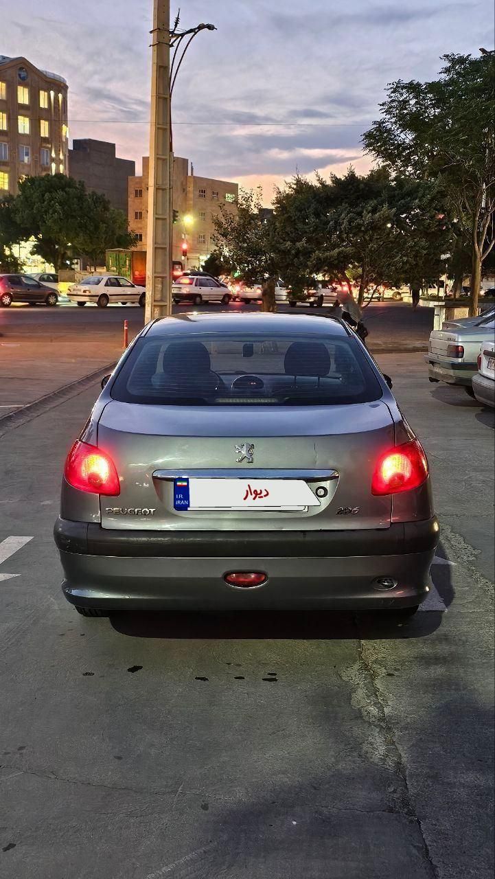 پژو ۲۰۶ صندوق دار v20 - 1388