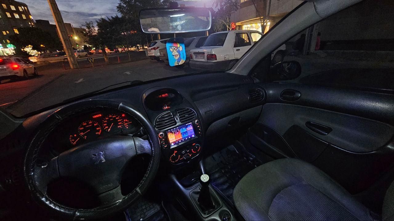پژو ۲۰۶ صندوق دار v20 - 1388
