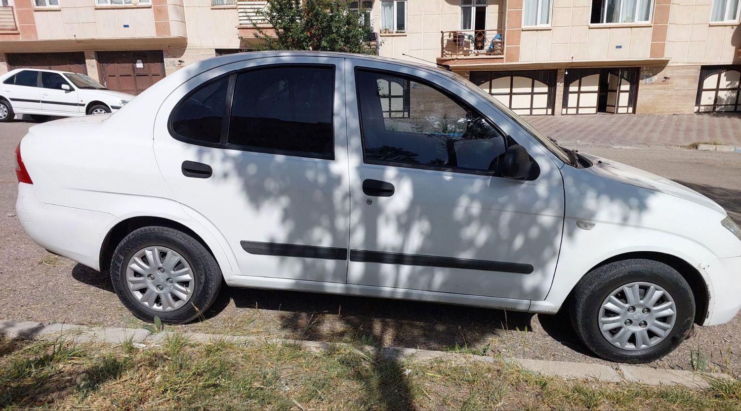 تیبا صندوق دار EX - 1395