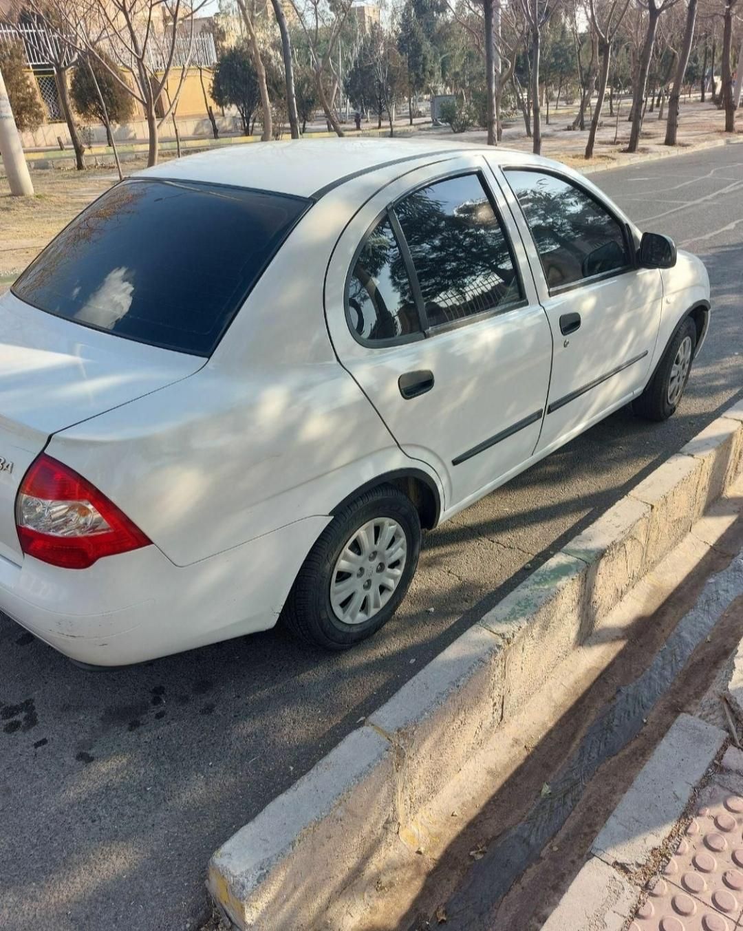 تیبا صندوق دار SX - 1400
