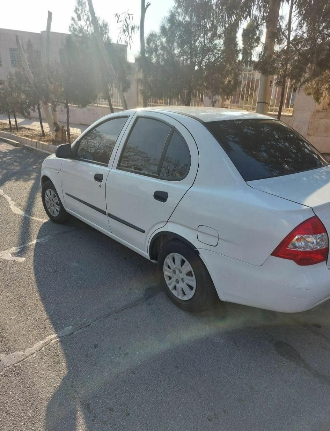 تیبا صندوق دار SX - 1400