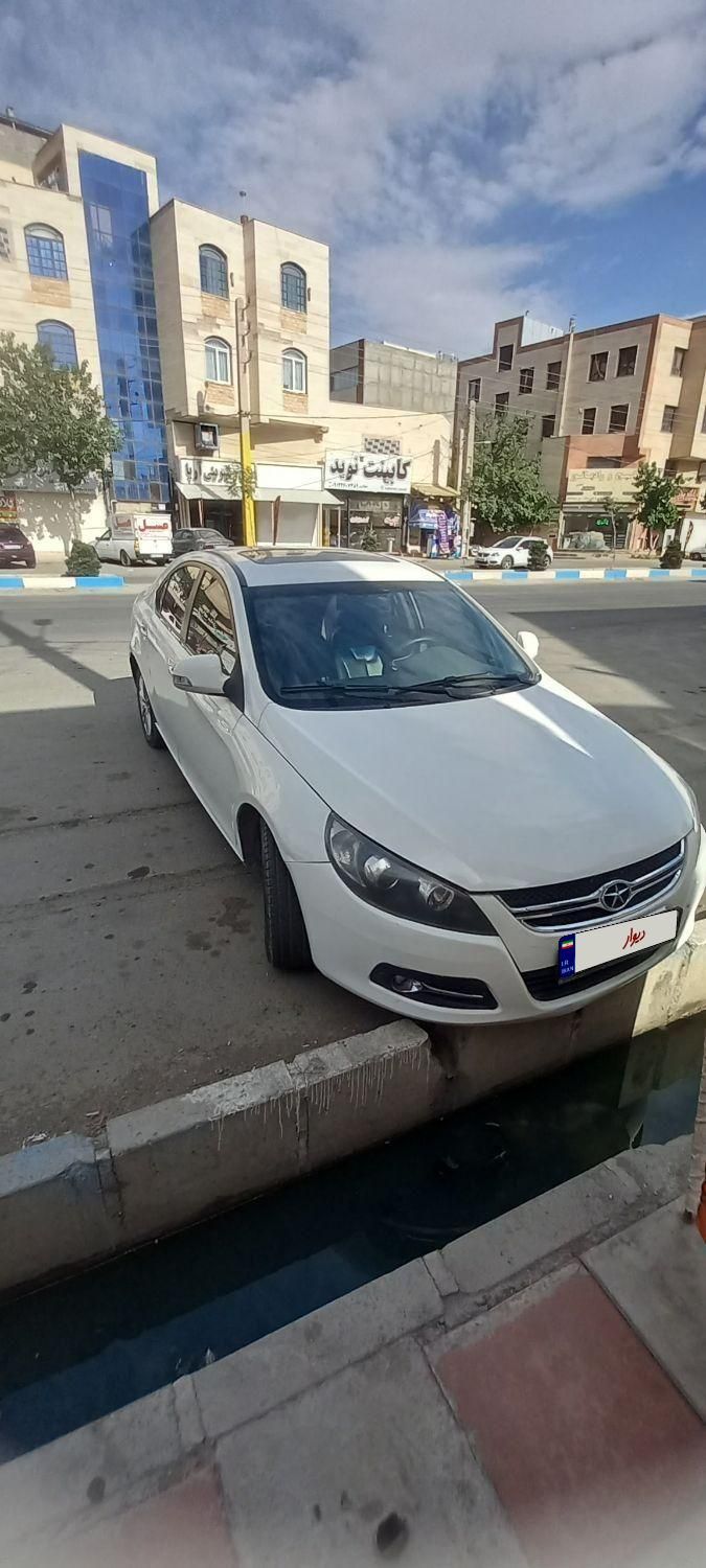 خودرو جک، J5 آگهی ann_18662564