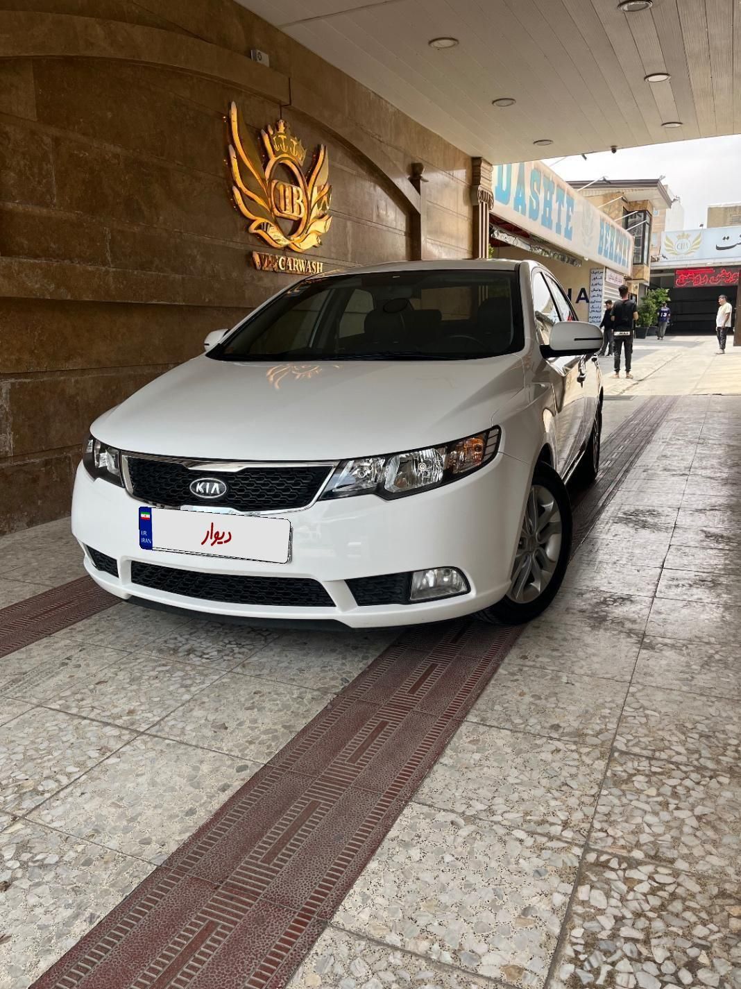 خودرو کیا، سراتو مونتاژ آگهی ann_18662646