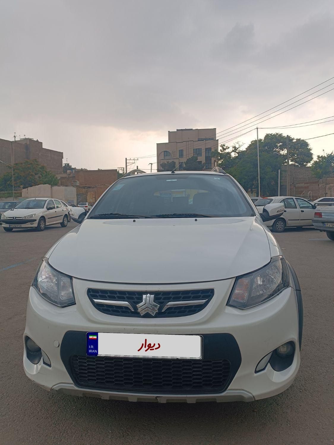خودرو کوییک، معمولی آگهی ann_18662982