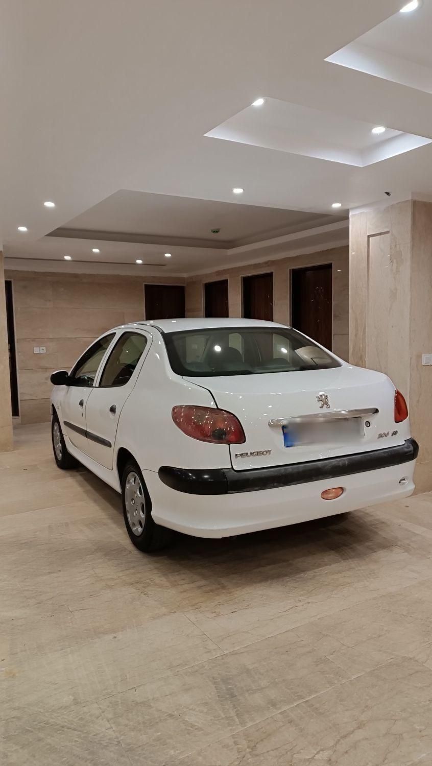 پژو ۲۰۶ صندوق دار v8 - 1390