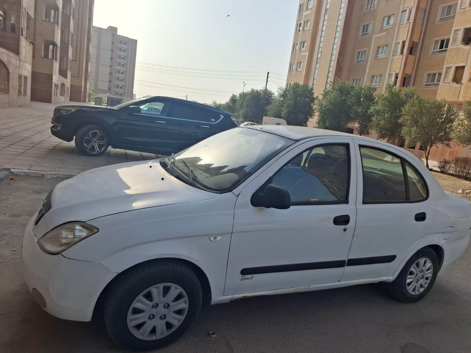 تیبا صندوق دار SX - 1393
