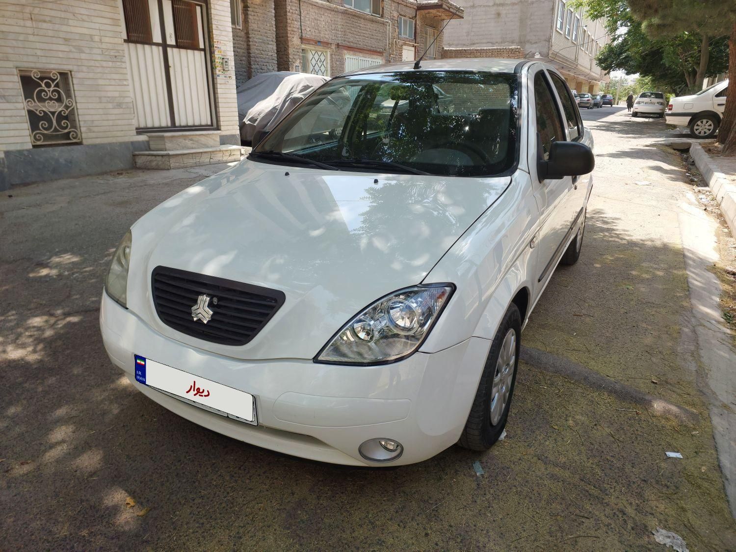 تیبا صندوق دار SX - 1396