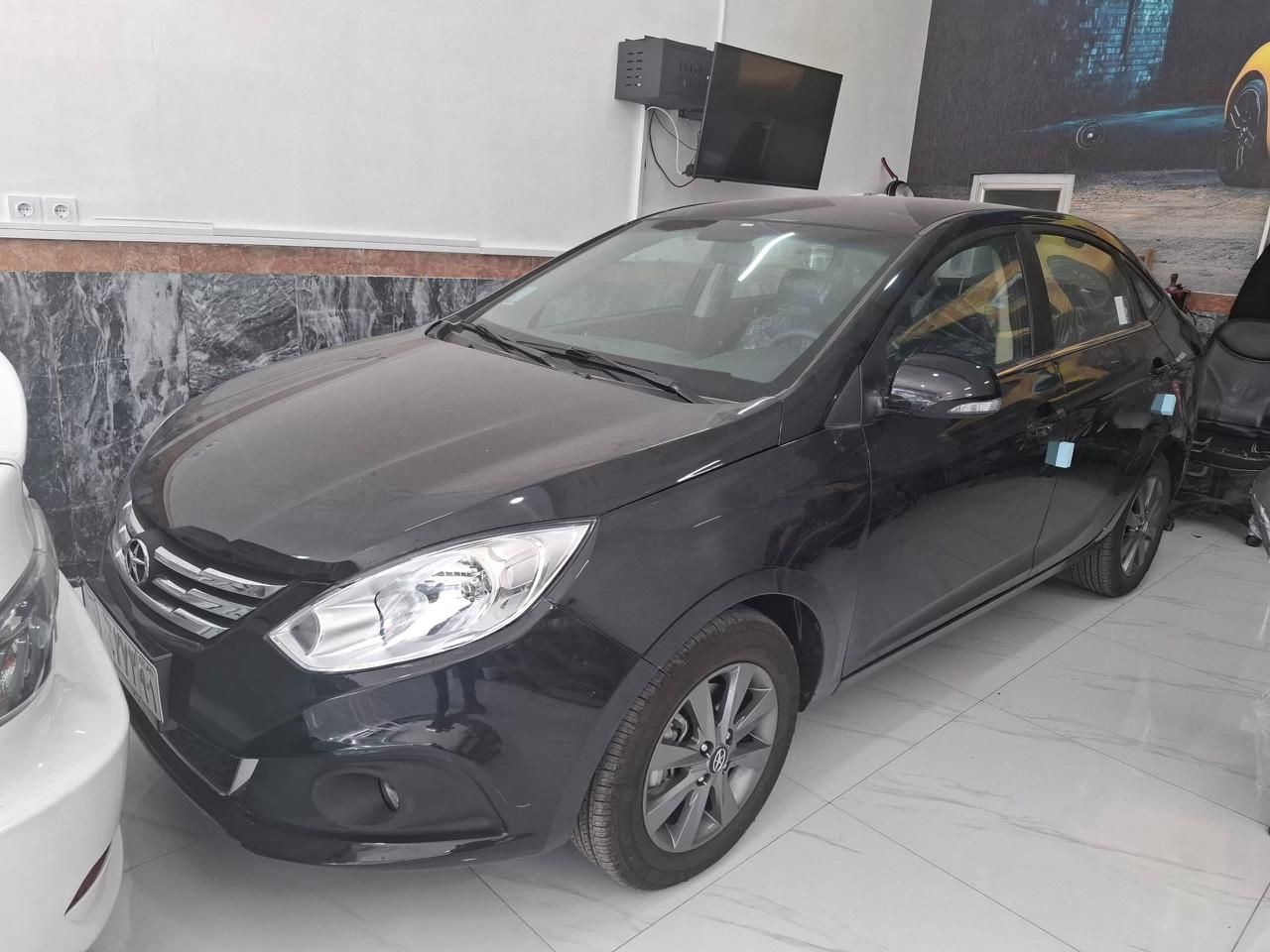 جک J4 اتوماتیک ساده - 1404