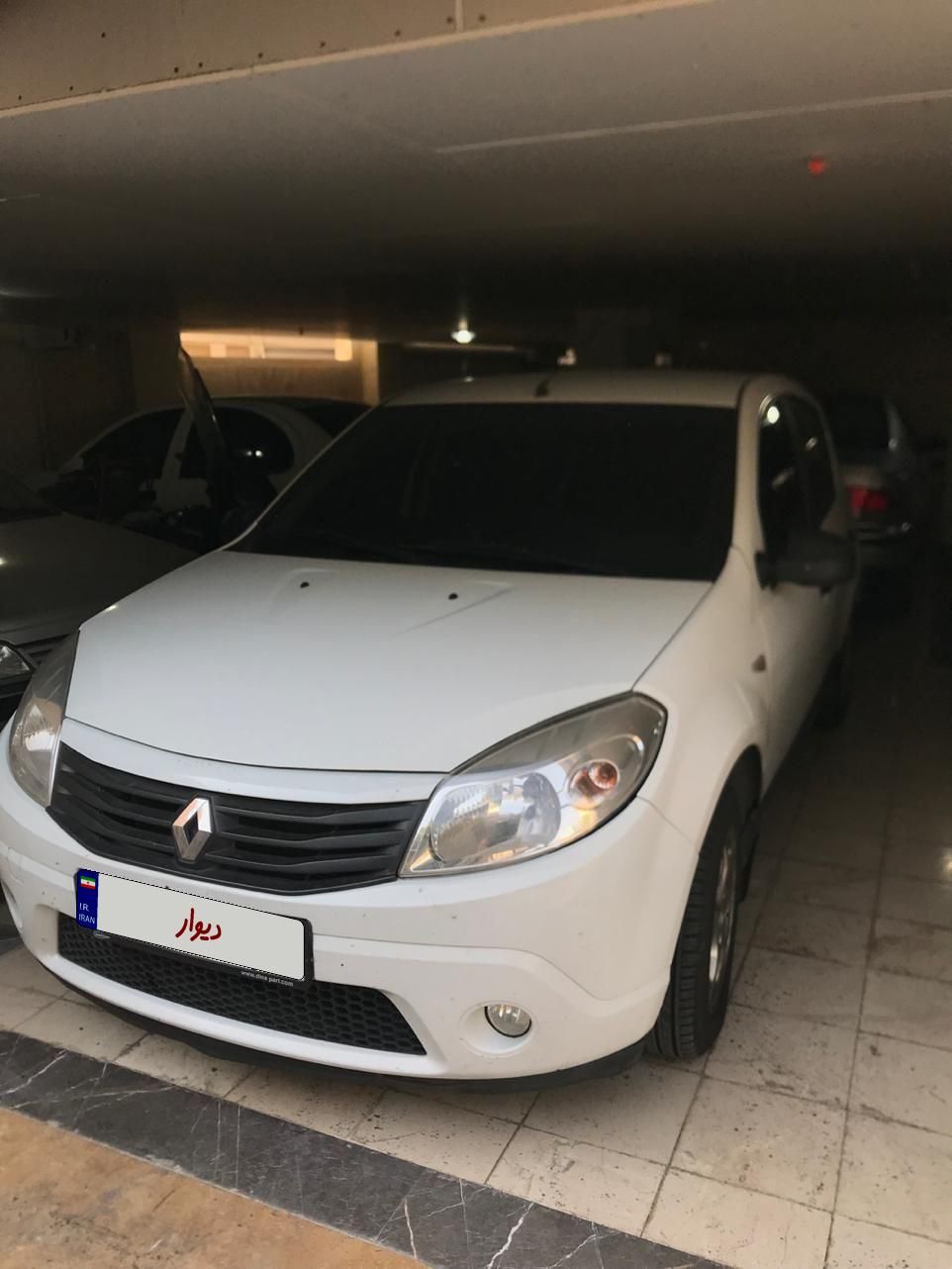 خودرو رنو، ساندرو آگهی ann_18665786