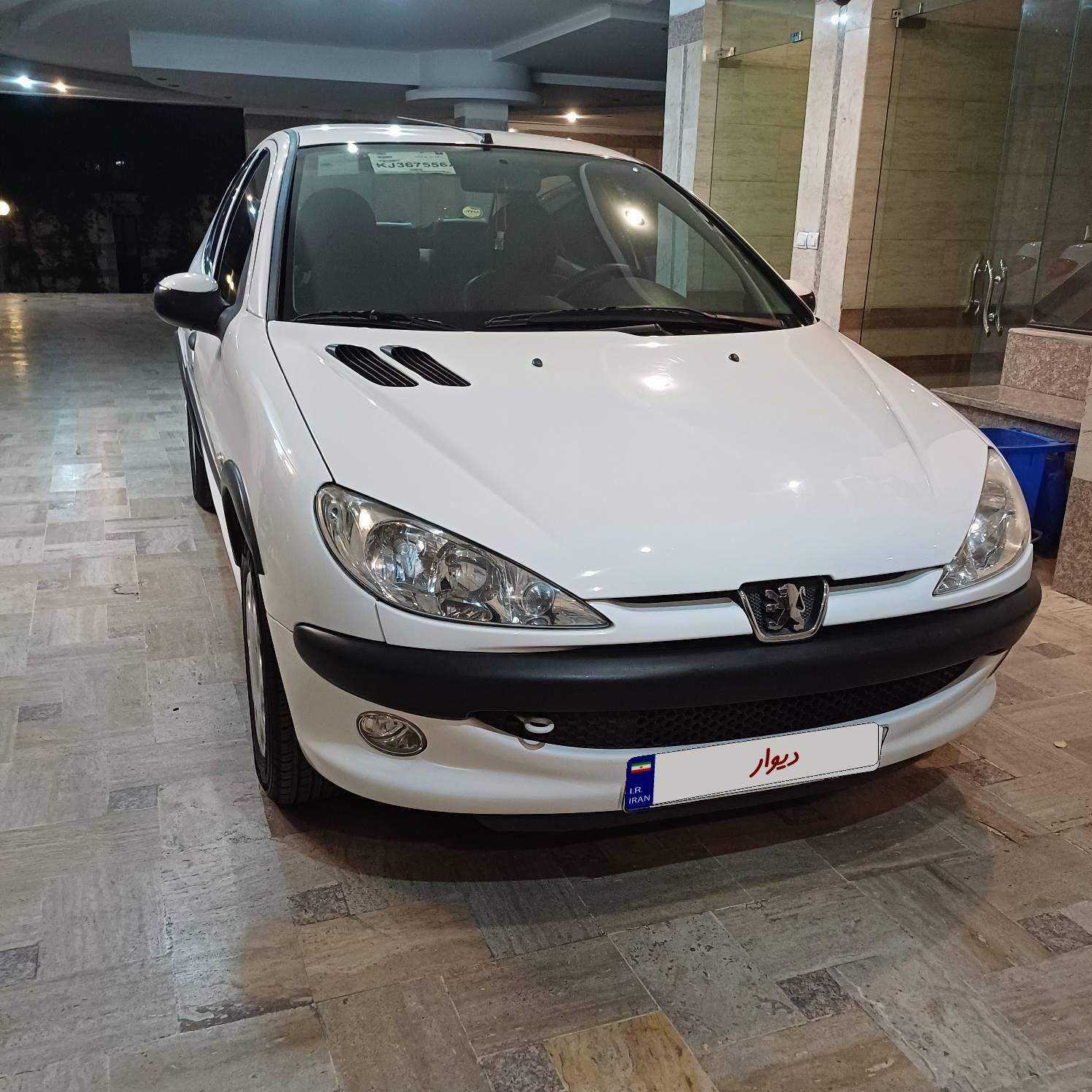 پژو ۲۰۶ صندوق دار v8 - 1398