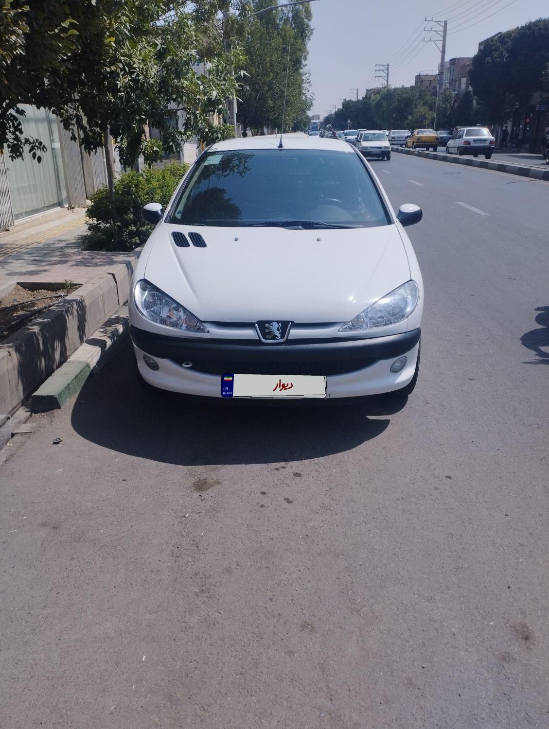 خودرو پژو، ۲۰۶ صندوق دار آگهی ann_18667200