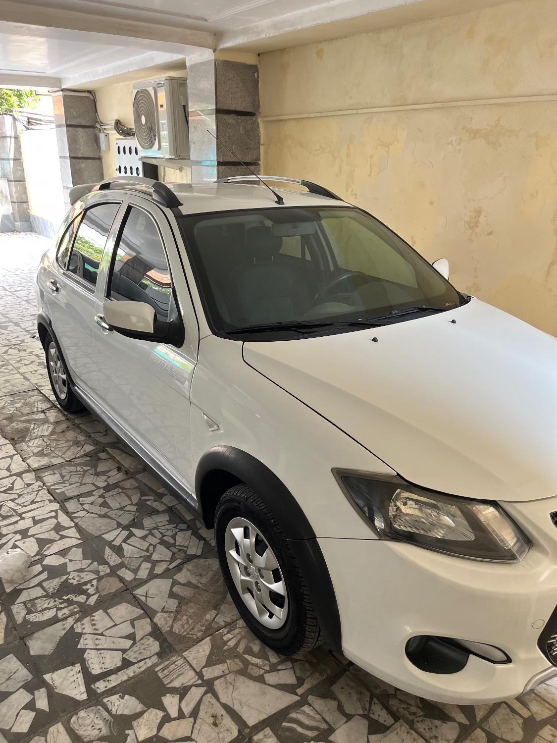 خودرو کوییک، معمولی آگهی ann_18667324