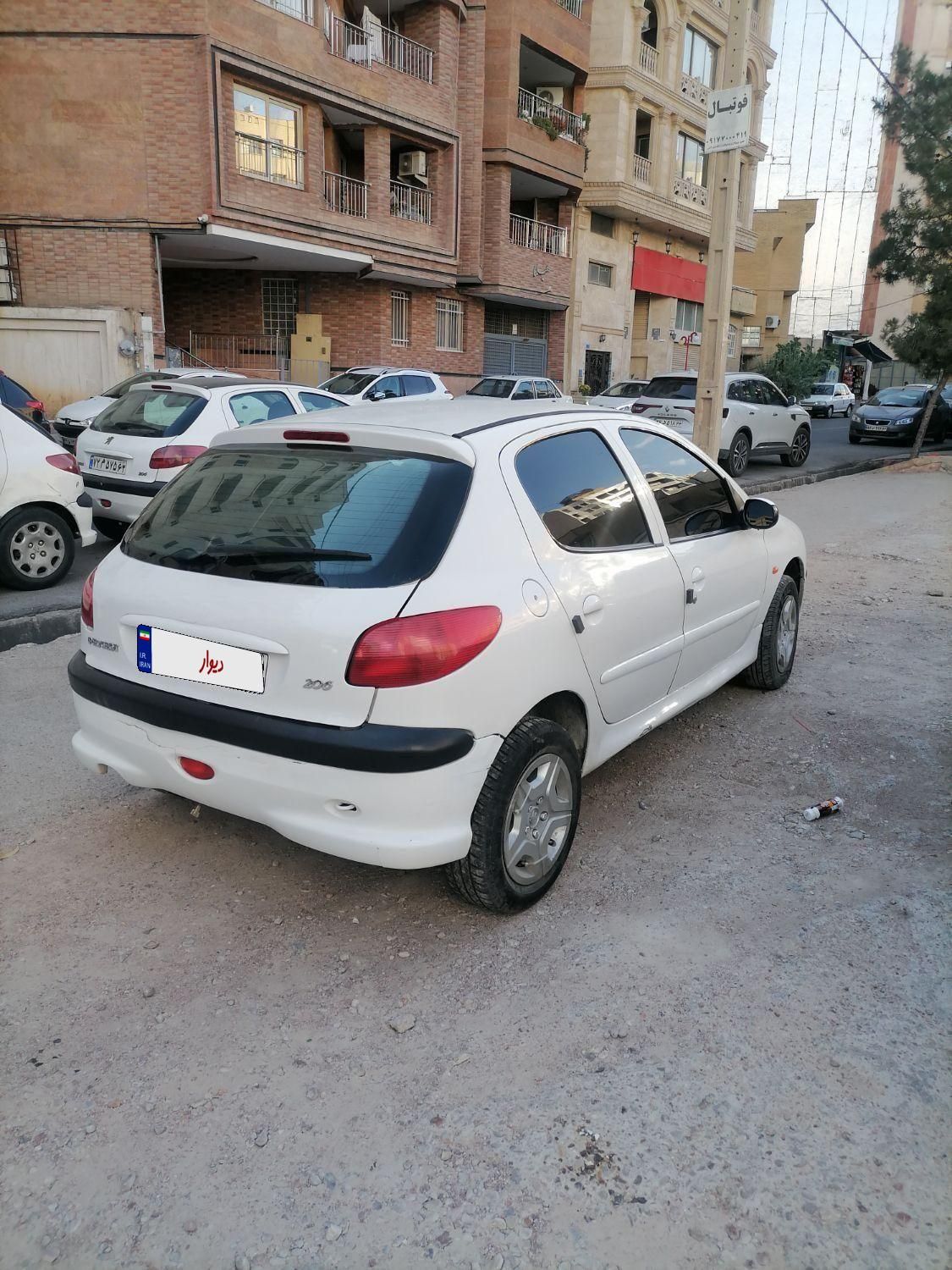 پژو 206 تیپ 3 - 1388