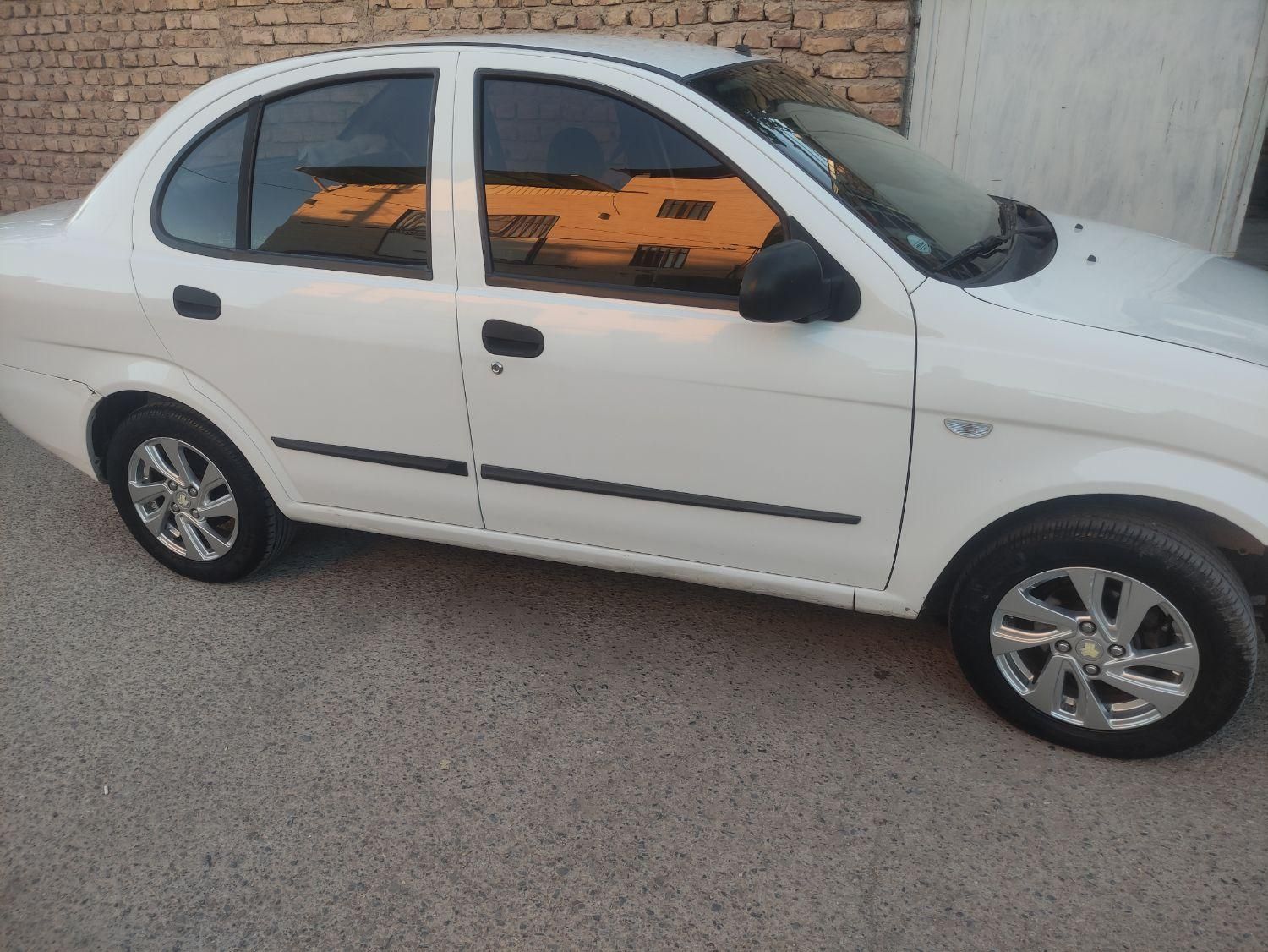 تیبا صندوق دار SX - 1398