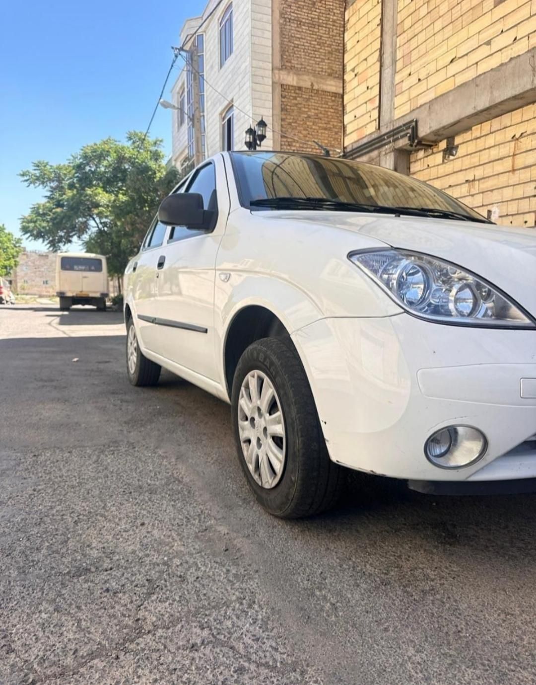 تیبا صندوق دار SX - 1400