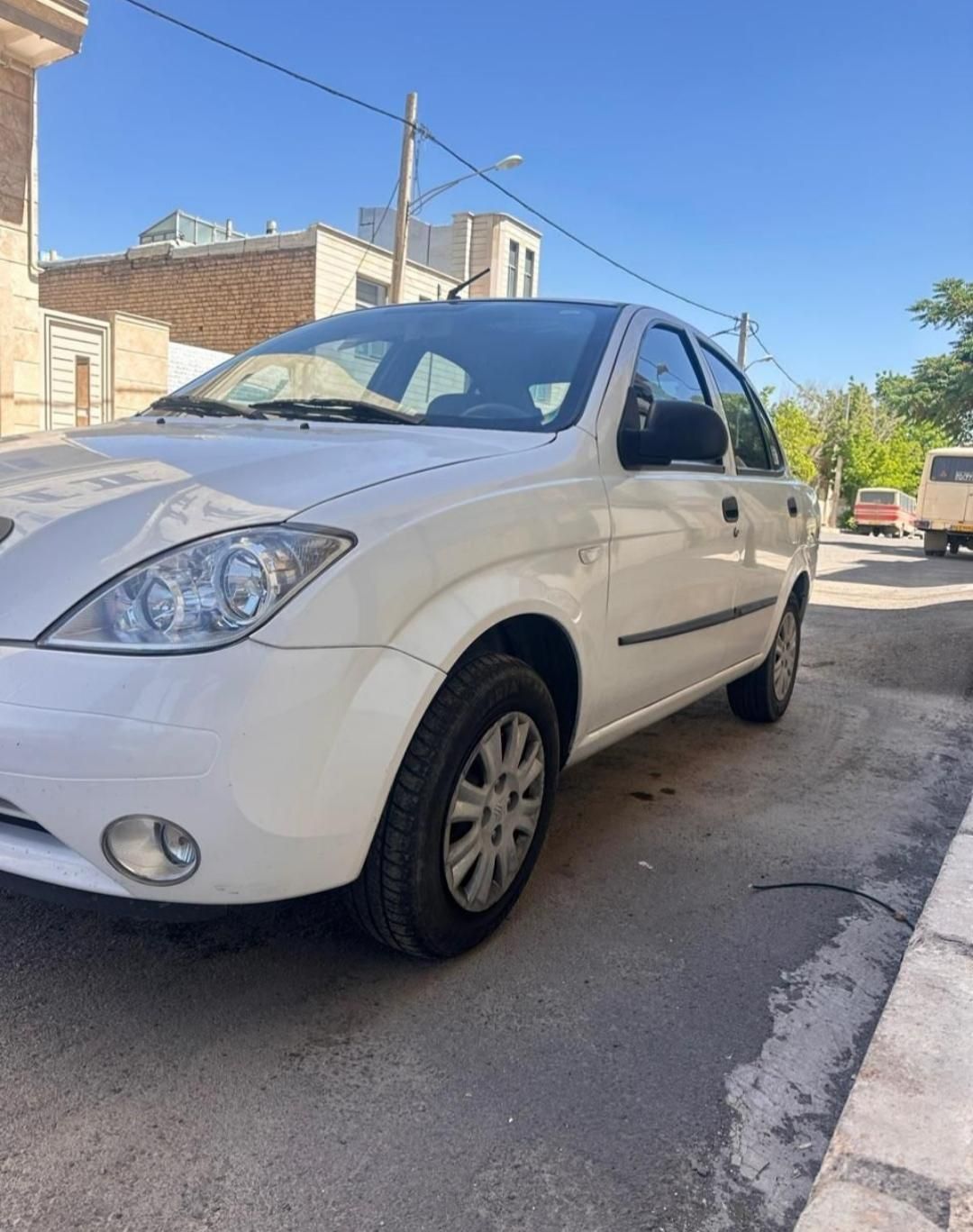 تیبا صندوق دار SX - 1400