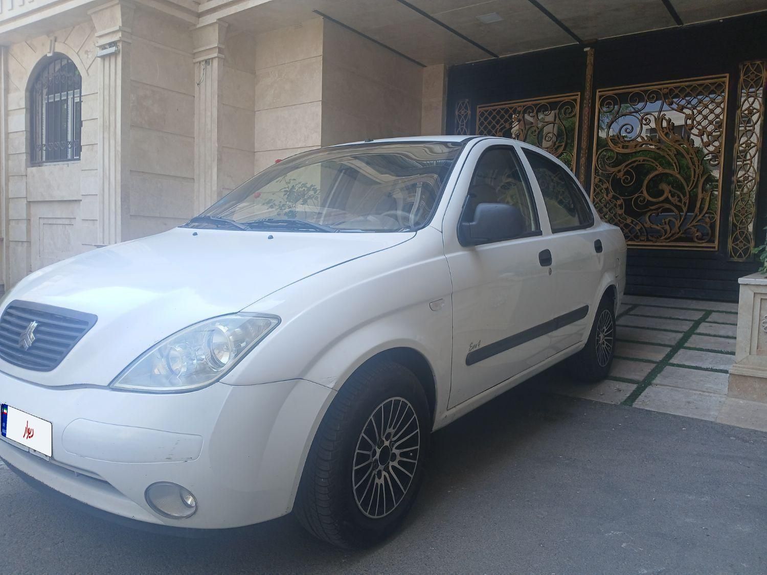 تیبا صندوق دار SX - 1392