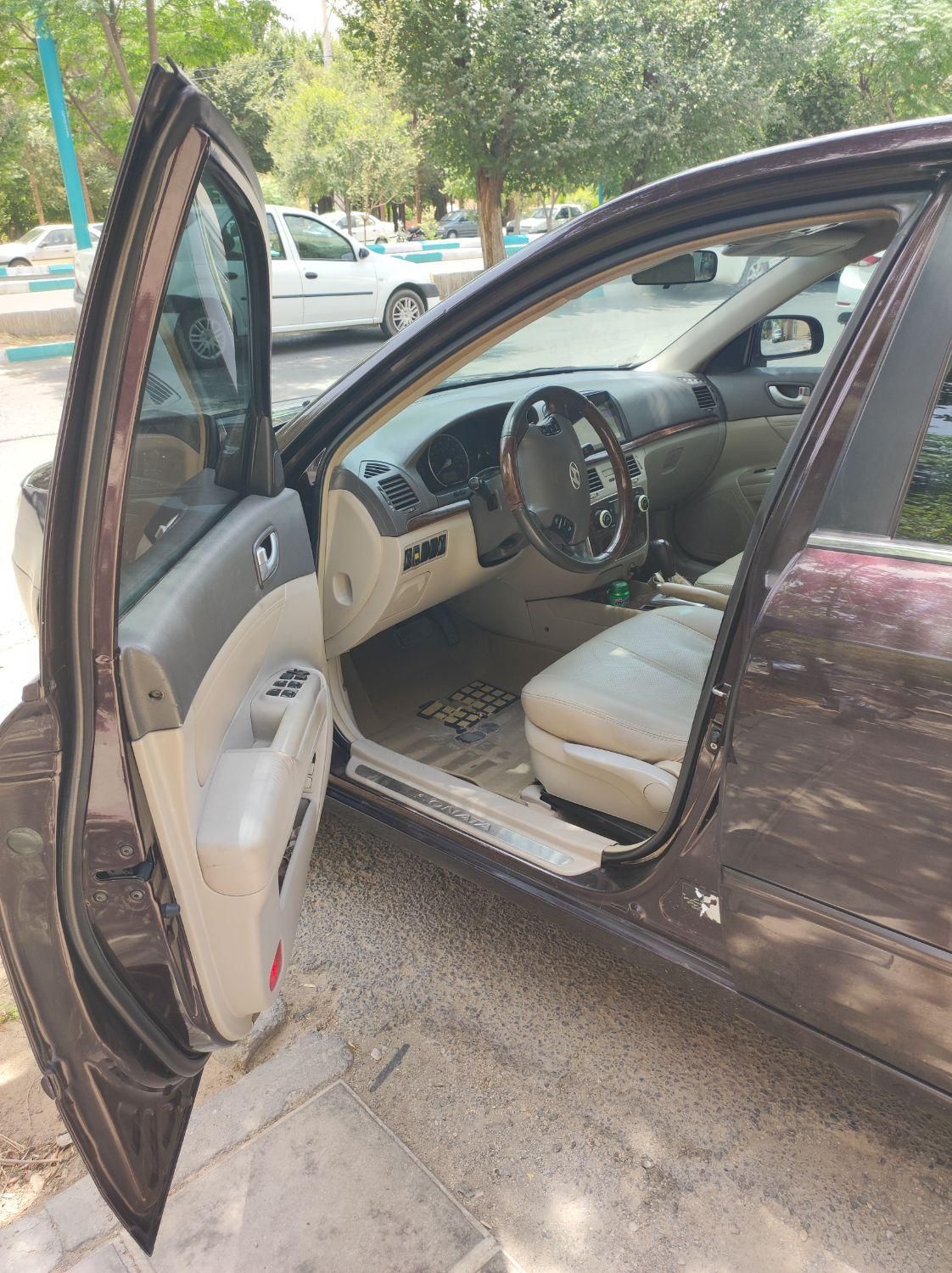 هیوندای سوناتا اتوماتیک NF 2400 - 2006