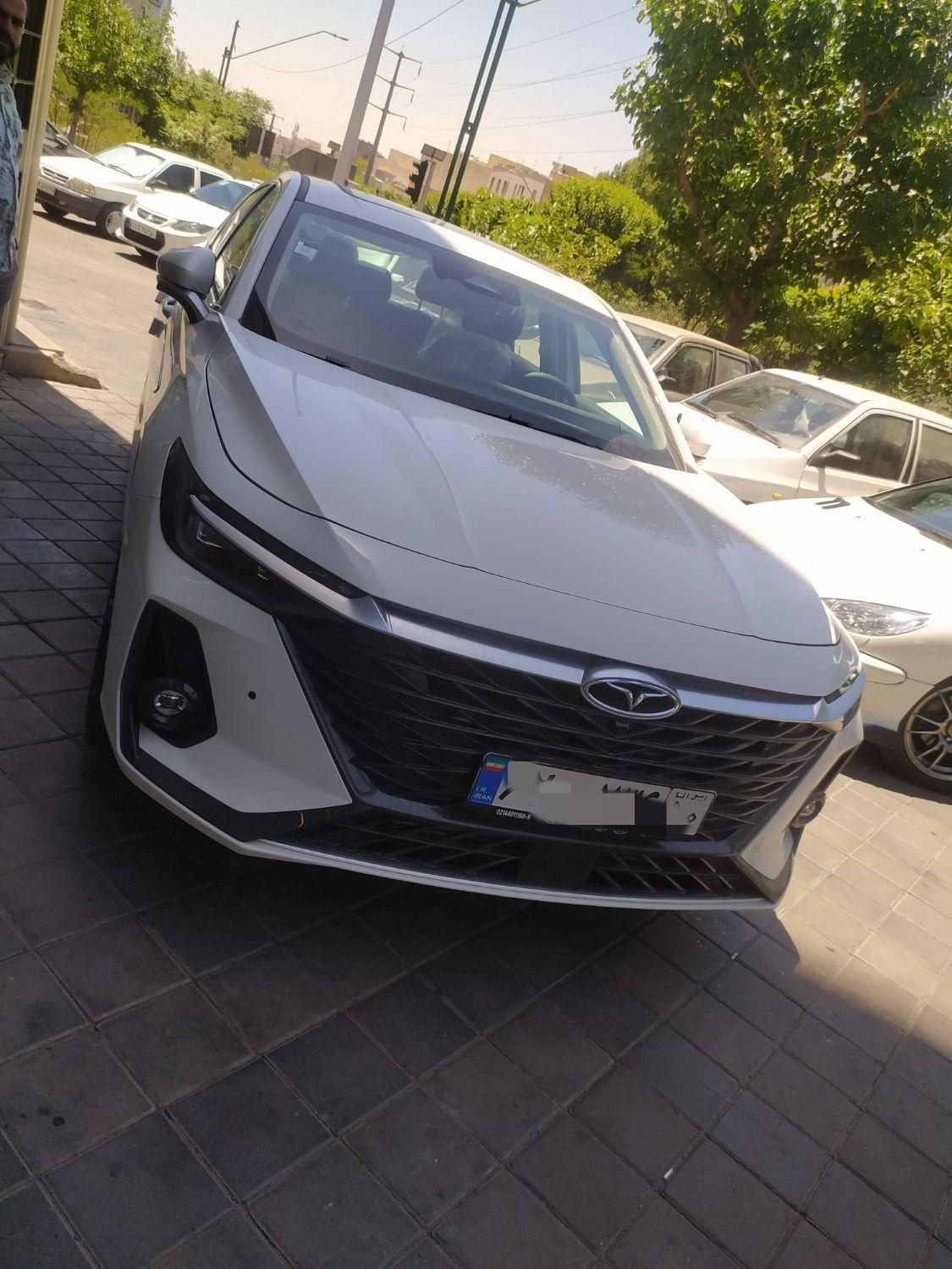 فونیکس آریزو 8 اکسلنت - 2025